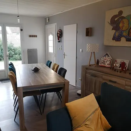 Casa de Férias Oleron Mer & Piscine Saint-Pierre-d'Oleron